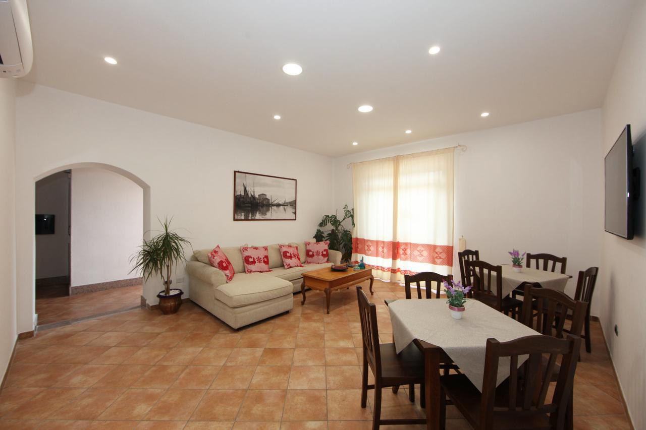 Guest House Villabianca La Maddalena  Zewnętrze zdjęcie