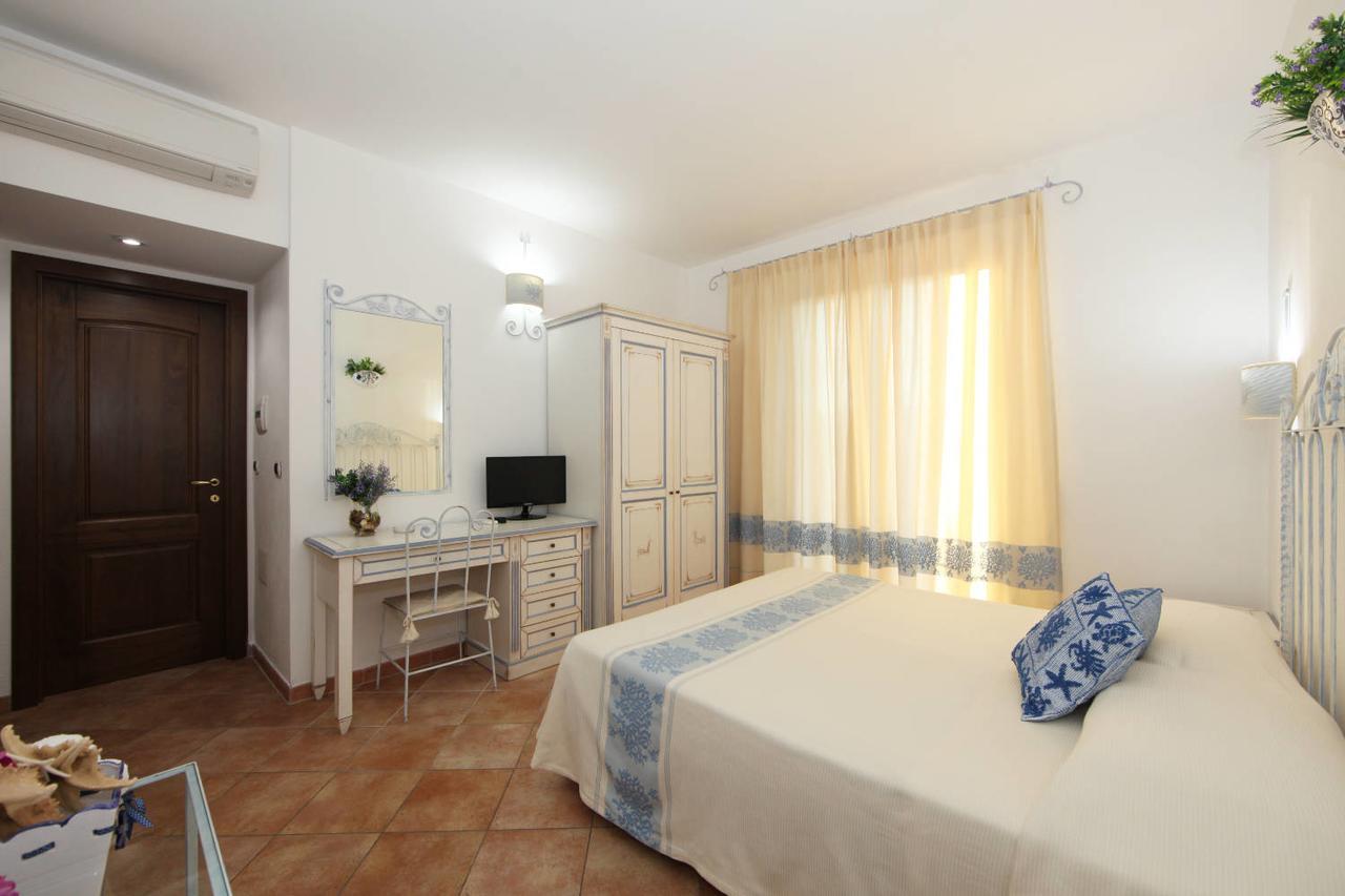 Guest House Villabianca La Maddalena  Zewnętrze zdjęcie