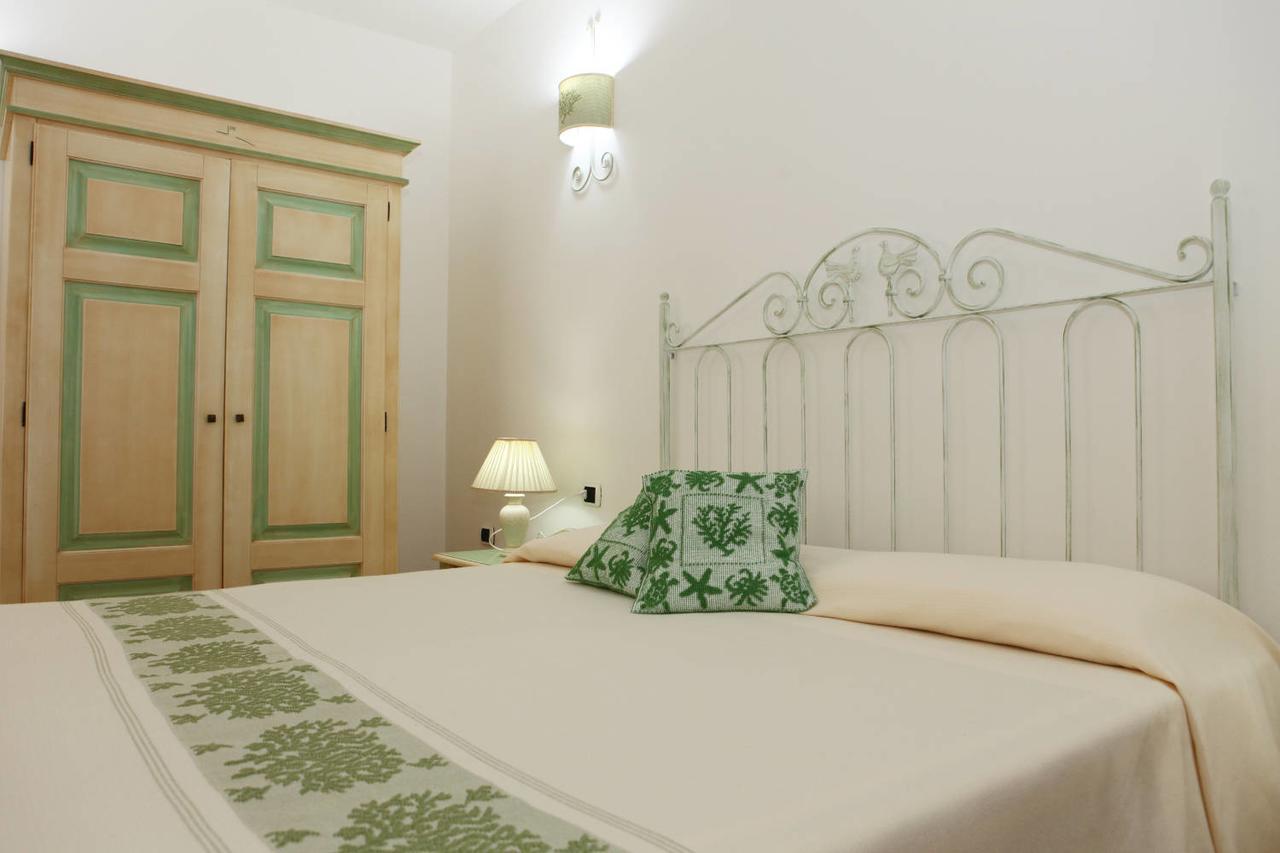 Guest House Villabianca La Maddalena  Zewnętrze zdjęcie