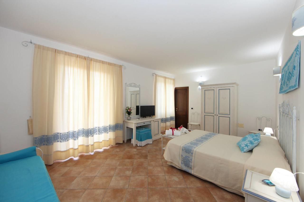 Guest House Villabianca La Maddalena  Zewnętrze zdjęcie