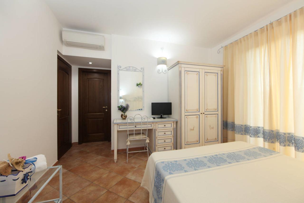 Guest House Villabianca La Maddalena  Zewnętrze zdjęcie
