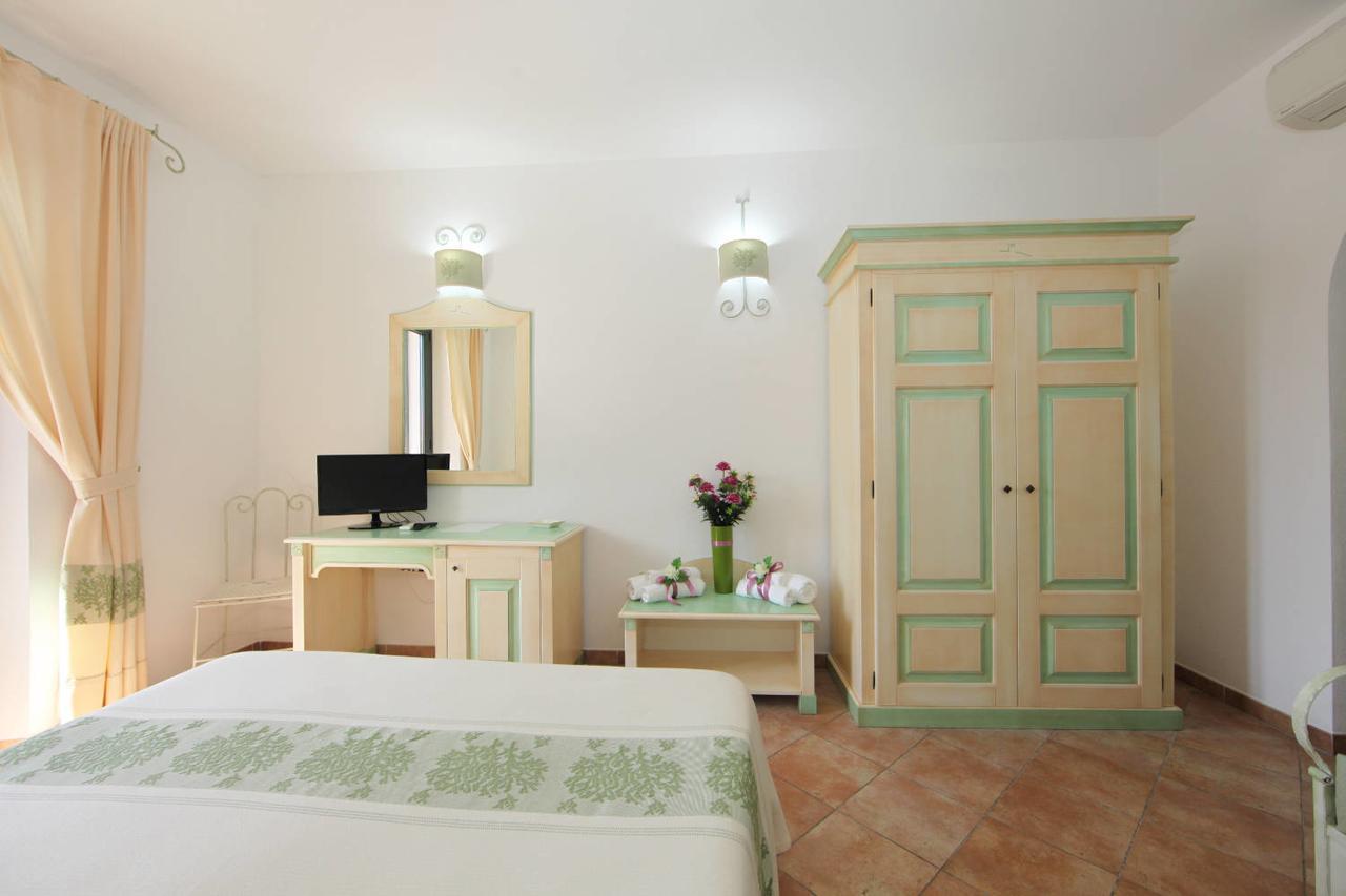 Guest House Villabianca La Maddalena  Zewnętrze zdjęcie